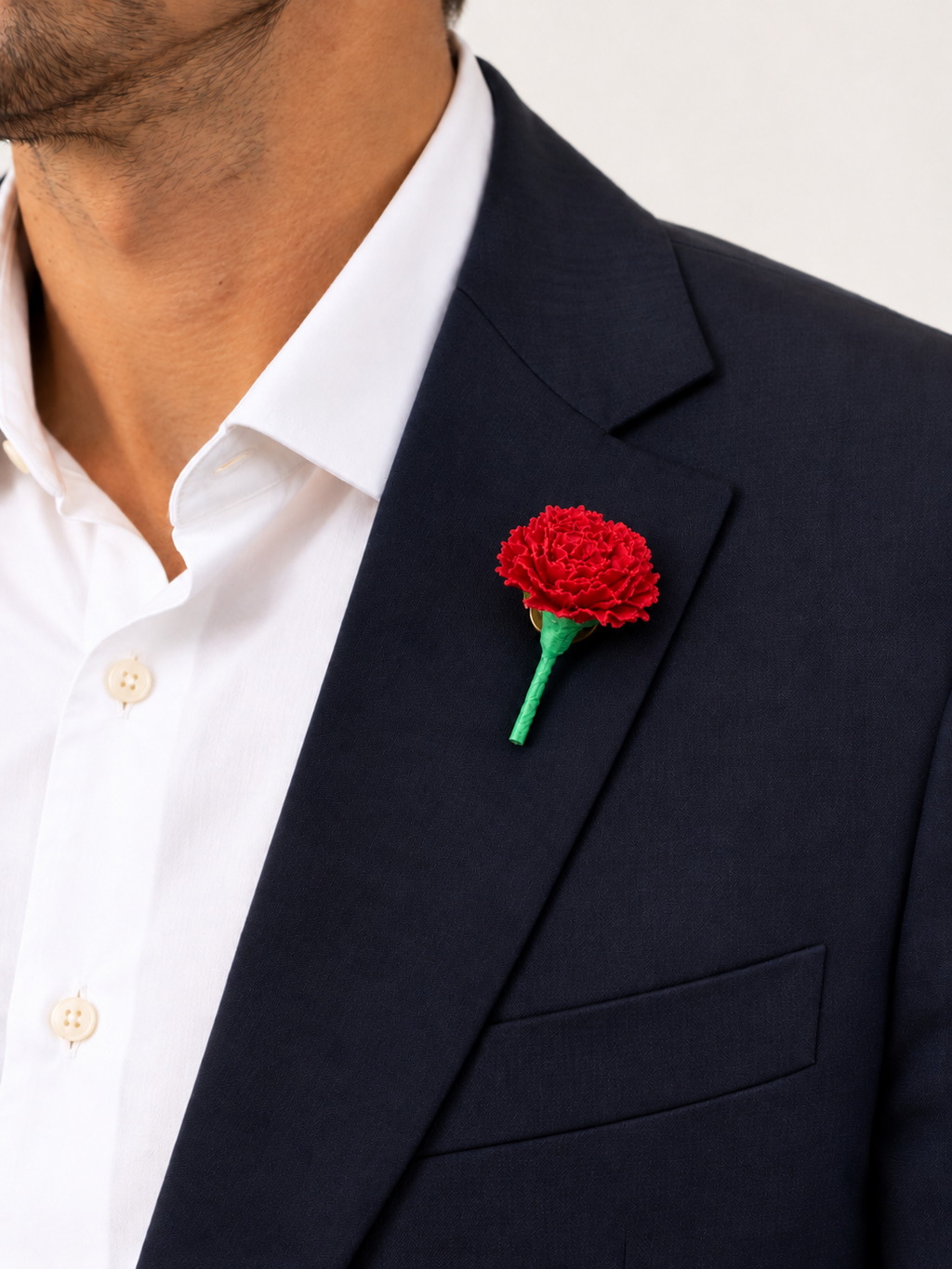 PIN CLAVEL ROJO