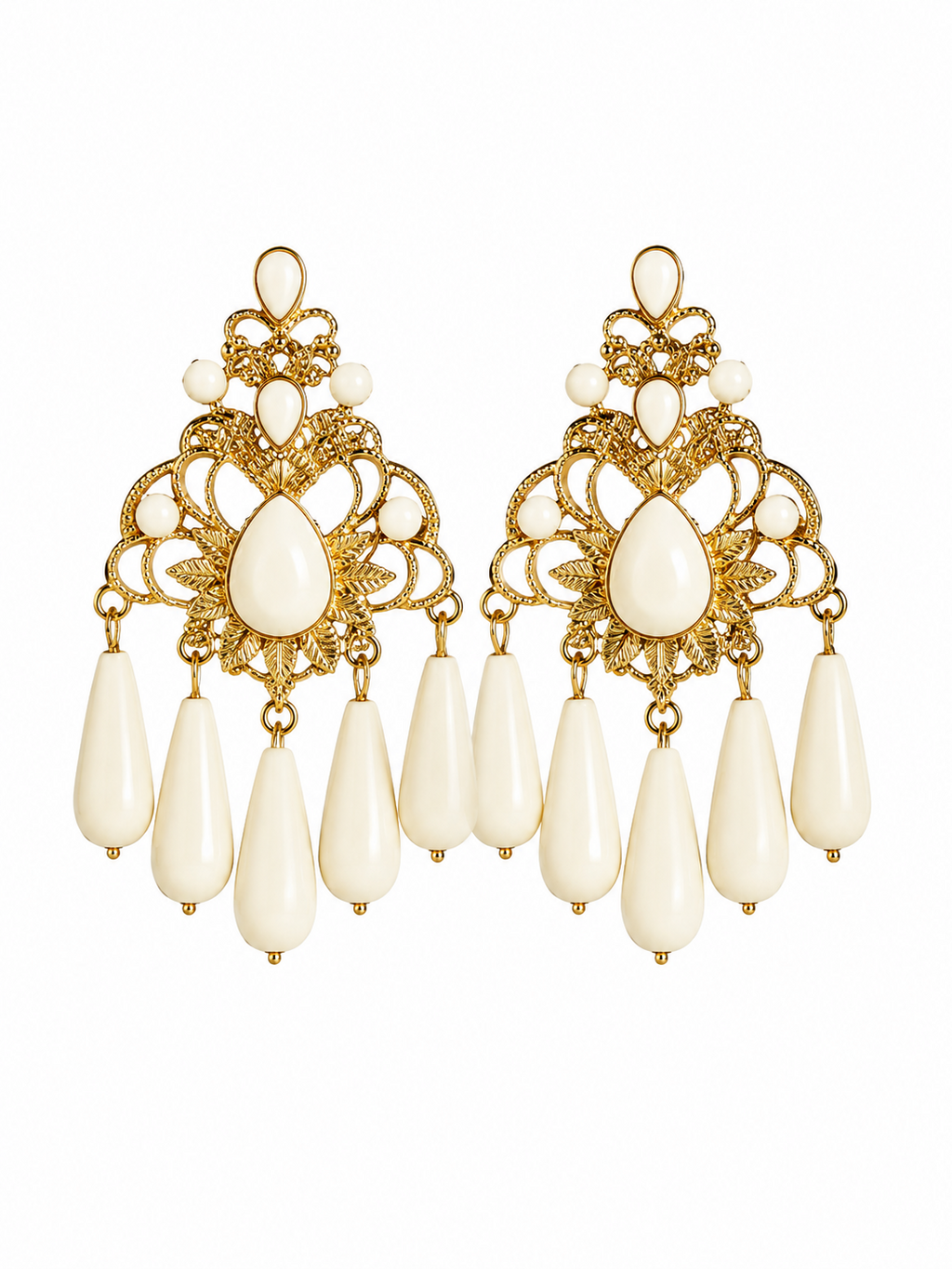 PENDIENTE JAZMIN BEIGE