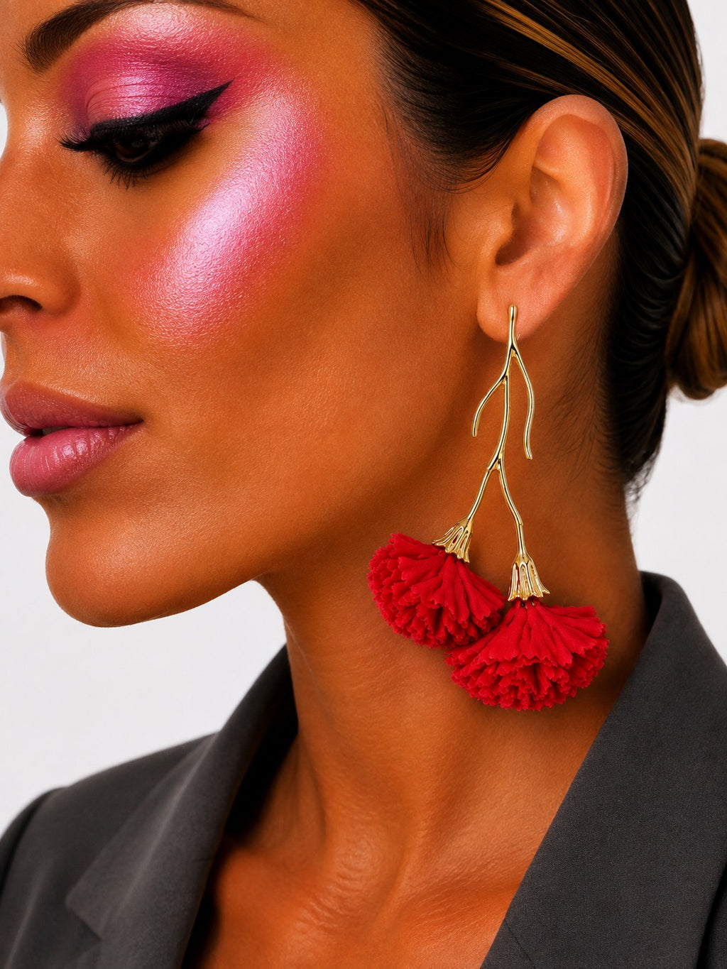 PENDIENTE CLAVELES ROJO
