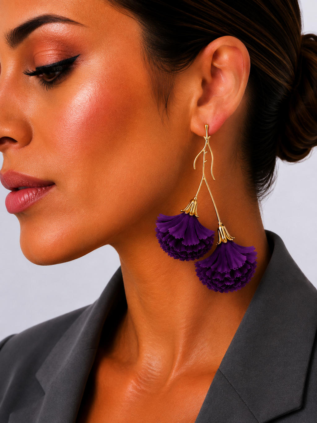 PENDIENTE CLAVELES MORADO