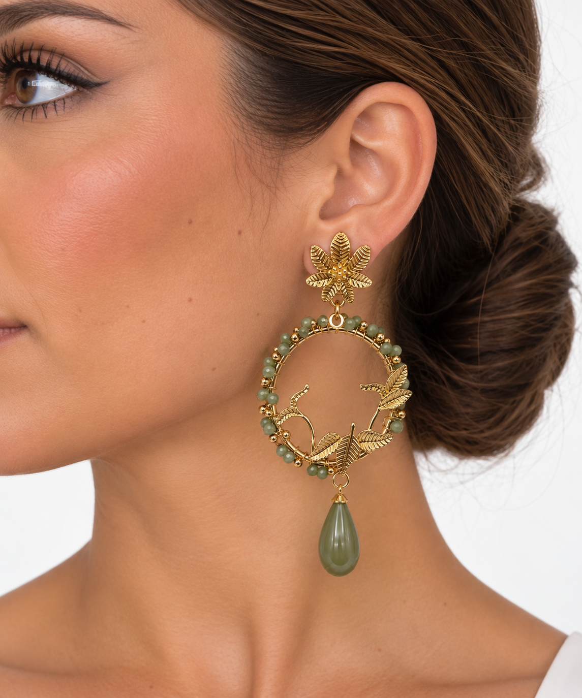 Pendientes círculo lágrima verde oliva para flamenca, otra vista
