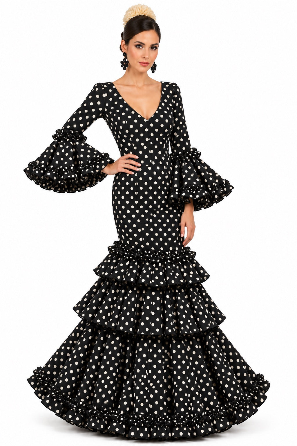 Traje de flamenca Linares negro con lunares beige